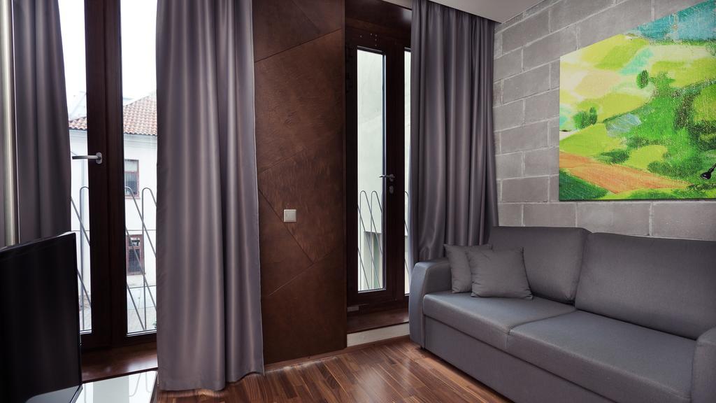 Konrad Old Town Aparthotel Tartu Extérieur photo