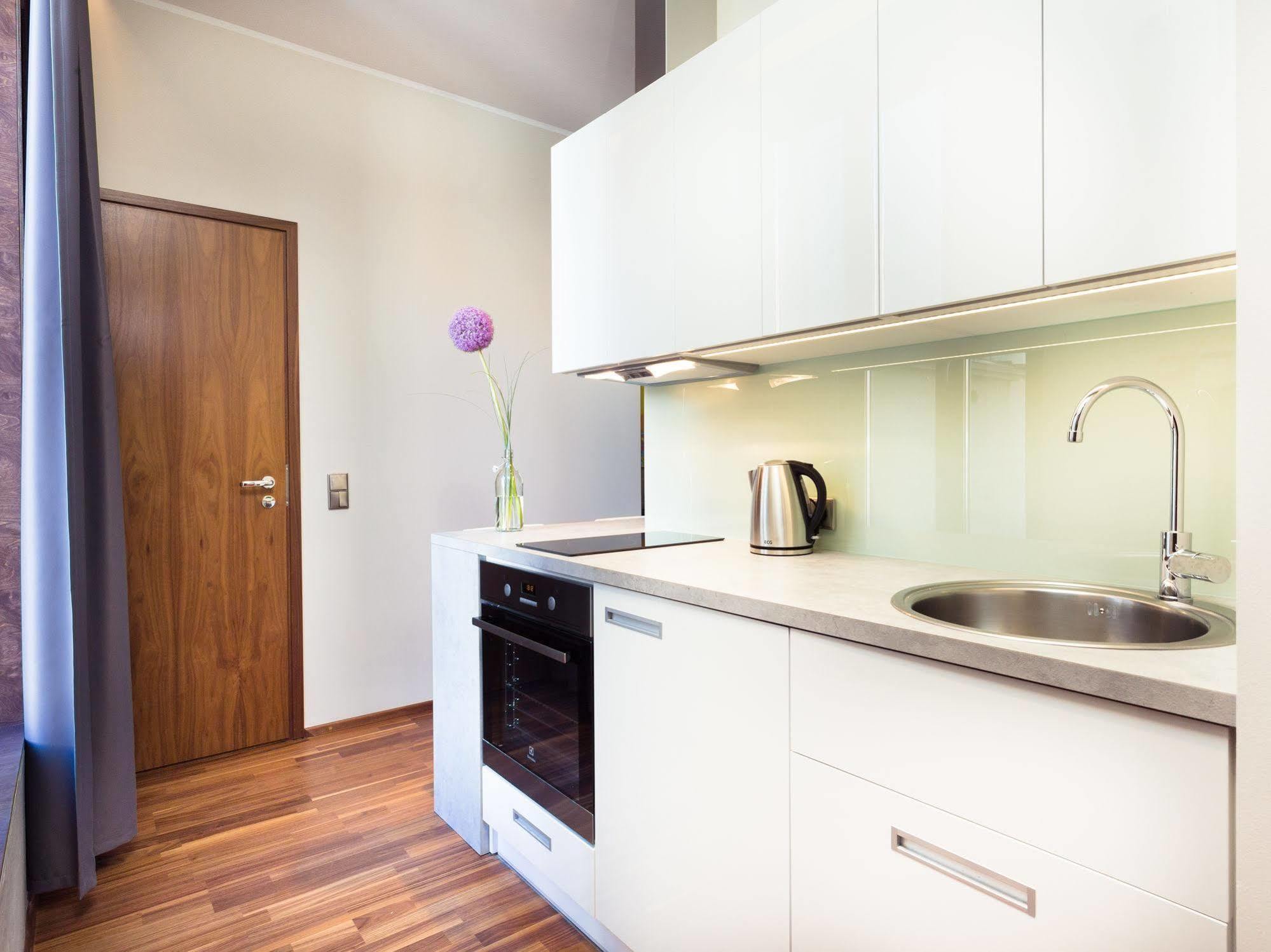 Konrad Old Town Aparthotel Tartu Extérieur photo